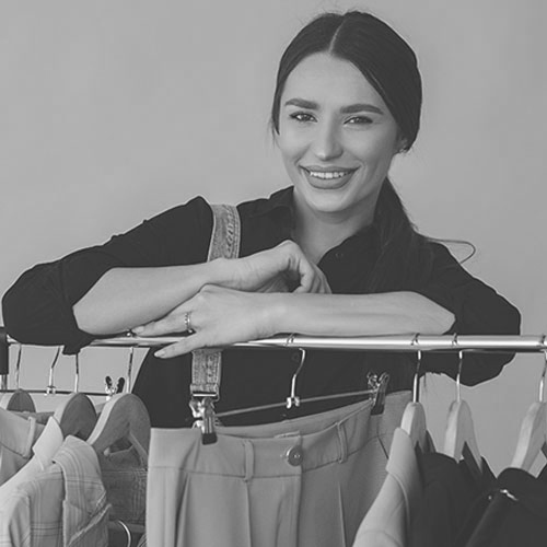 mujer sonriendo